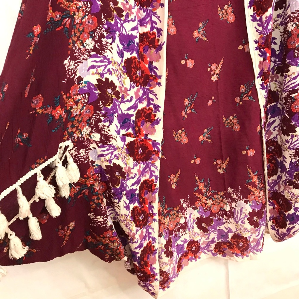 NEW FREE PEOPLE Floral Wrapped In Blooms Kimono - Picture 7 of 7